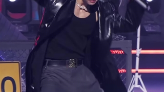 فن کم فلیکس برای اجرای chk chk boom از استری کیدز