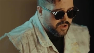 آهنگ یه شب با صدای علی عبدالمالکی