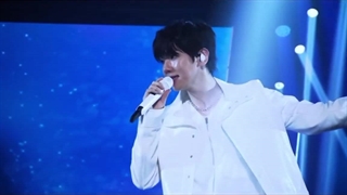 پارت اول دوربین اصلی کنسرت کامل بکهیون در سئول (روز اول) به اسم Lonsdaleite 2024