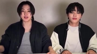 که‌هون و آمارو کیک‌فلیپ توی لایوشون برای ای ان تولدت مبارک خوندن