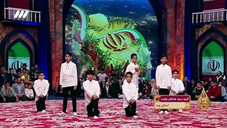 اجرای متفاوت و تلفیقی گروه سرود پسران