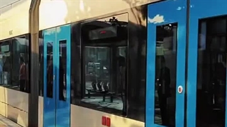 از مترو تا رادمان چند قدمه ؟