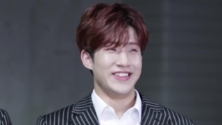 دانلود برنامه‌ی فان The Chart Show با حضور آسترو، به همراه زیرنویس فارسی