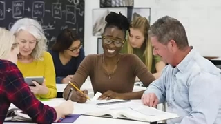 EV3E - Unit9 - آموزشگاه زبان شایان