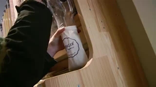 EV6E - Unit10 - آموزشگاه زبان شایان