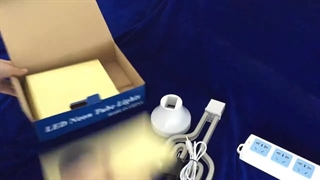 زیباسازی دکوراسیون اتاق با استفاده از چراغ رومیزی نئون گیمینگ