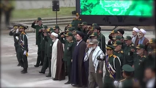 تجدید میثاق فرماندهان عالی سپاه پاسداران با امام امت در حرم مطهر امام راحل