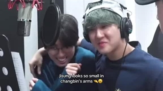 قبول دارید انگه نه انگار جیسونگ یک سانتی متر از چانگبین بلندتره..........