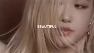 رزی عزیزم ، کسی که باعث شدی من به این دنیا پا بزارم و خود واقعیمو پیدا کنم ، تولدت مبارک