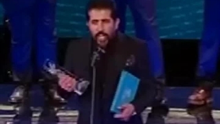 سخنرانی اعتراضی تهیه‌کننده فیلم «رها» در جشنواره فجر