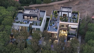 ویلای لوکس با روف گاردن و استخر در دماوند | شرکت مدرن ویلا