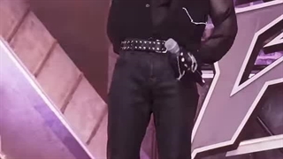 فنکم هان در اجرای آهنگ chk chk boom از استری کیدز ( درخواستی )