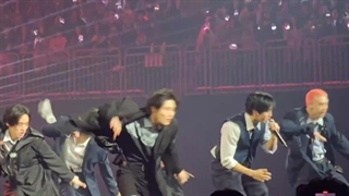 فقط ببینید! من هیچی نمینویسم دیگه!!