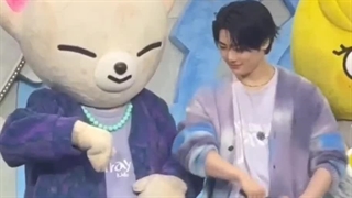 کیوت ترین پدر و پسر:))