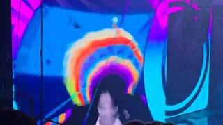 من مردم پارت3 ( یانگ جونگین youth رو اجرا کرد!!!!)