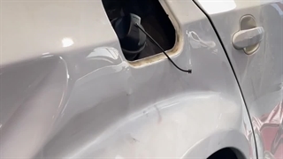 صافکاری PDR‌ خودرو خارجی بی ام و (BMW) در خودرویی