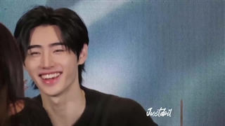 Enhypen Yizhiyu offline fansign in Shanghai 250215