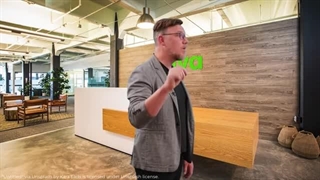 English for Tourism Professionals: Dialogue: Tour Guide Tom Helps a Tourist