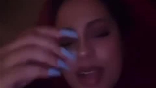 حرفای بی‌بی بورِلی، یکی از ترانه‌سرایان Ruby درباره‌ی همکاریش با جنی ادامه کپشن