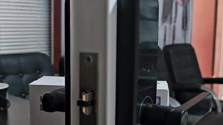 دستگیره هوشمند درب اتاق SLR204 برند BMSBOX