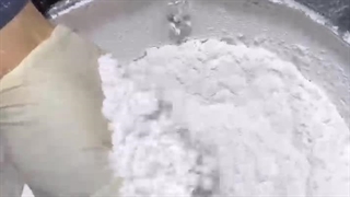 تست دستگاه آسیاب صنعتی اسوه با محصول شیمیایی 09138900047