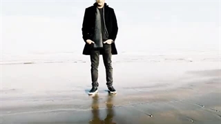 دانلود آهنگ مصطفی زاهدی به من اعتماد کن