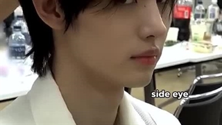 کیا پاین بیاییم همه پروفایلامون رو ساید آی بریم با بایسمون از هر گروهی...(side eye challenge)هر کی لایک کنه باید بره...