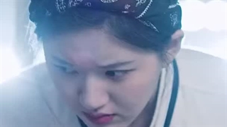 کلیپ باحال از لوسی  در قرار در آشپزخانه