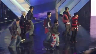 ENHYPEN performed "No Doubt" at D Awards 2025(لینک لایو تویتر در کپشن..)