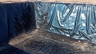 اجرای استخر کشاورزی با ورق ژئوممبران عریض پلی اتیلن گستران البرز