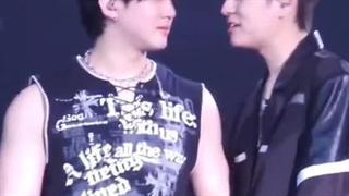 چانگبینی که نمیتونه دست از لمس کردن گردن سونگمین برداره:))(خلاصه لایو سونگمین کپشن)