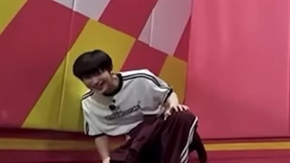 سونو خبر نداشت بعد باختش چی میشه انقدر می خندید بعد رسید اتاق روح دید حالا حوصلش سر میره...