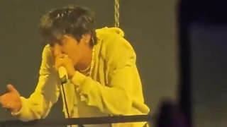 کنسرت جیهوپ پارت 9  متاسفانه فقط همین چند تا ویدیو بیرون اومده اگر بازم دیدم میزارم ویدیو هاشو ولی عجب استایلای خفنی!!!