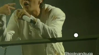 مومنت های کنسرت امروز جیهوپ پارت5