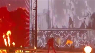 مومنت های روز سوم کنسرت جیهوپ پارت6