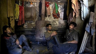 نماینده مجلس: حداقل حقوق زیر ۲۰ میلیون تومان اجحاف در حق کارگران است