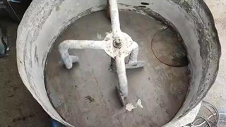 تعویض ورق پوسیده کف میکسر بلوک زنی با ورق نو