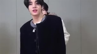 بازی تعادل انهایپن... شب بیرون یا توی خونه؟ شما کدوم؟