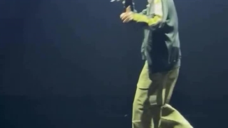 در کنسرت امروز اتفاقی قراره بیفته ( پ‌ن: از چه صحبت میکنی جناب جانگ)