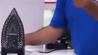 با این ترفند ساده کل کثیفی کف اتو دستی را پاک کنید