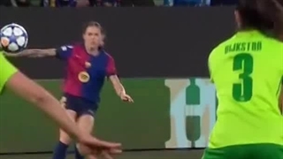 گل دوم زنان بارسلونا به ولفسبورگ