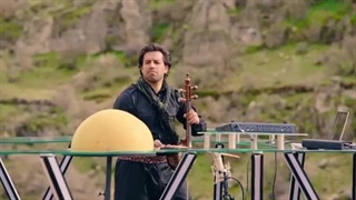 نوروز با موسیقی: سهراب پورناظری خواننده: دنیا کمالی