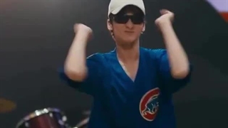 آهنگ خوندن و رقصیدن پسرای بخش ای در فستیوال (سریال جواهر بخش ای)