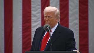 اعلام جنگ تجاری با جهان - با حضور دونالد احمق  | زیرنویس