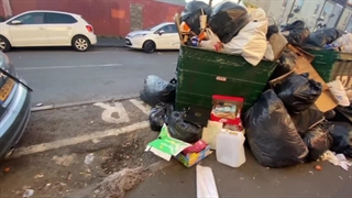 آتش نشانان از جمع آوری زباله های بیرمنگام خودداری می کنند