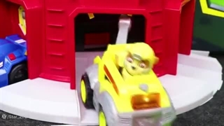 شخصیت‌های سگهای نگهبان و اسباب‌بازی‌هایشان