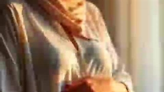 به مادرت احترام بگذار