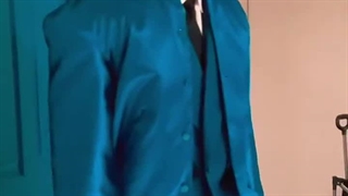 اندرس موهلاچ(بازیگر نقش کیفر در سریال جواهربخش ای)