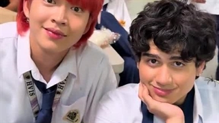 یوری و روری در پشت صحنه ی سریال جواهر بخش ای (واکنش روری به عنکبوت)