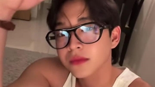 رابین جاش(بازیگر نقش یوری در سریال جواهربخش ای)